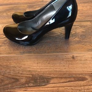 Patent leather dress shoes